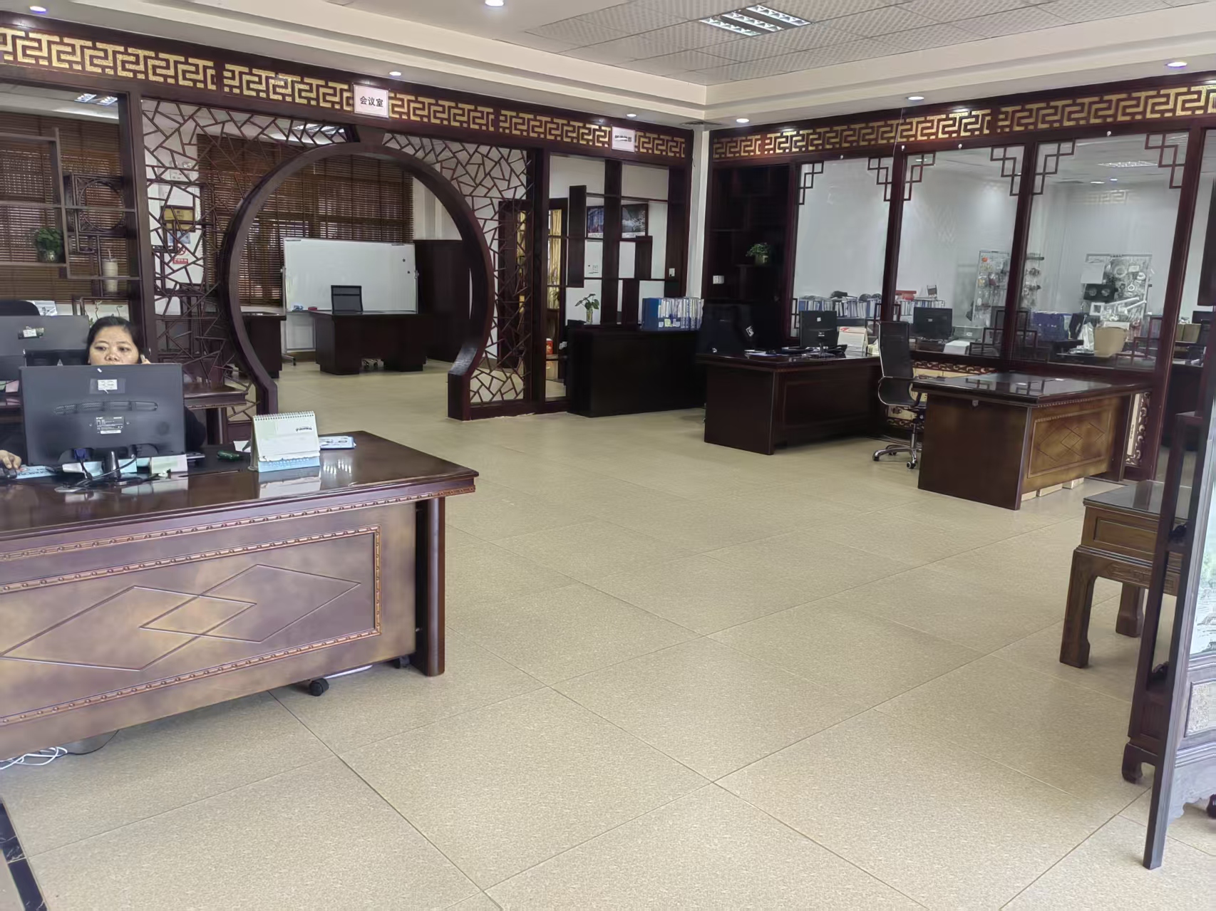 熠婕办公大厅